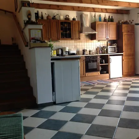 Hungaria Vendeghaz Гостевой дом Эгер